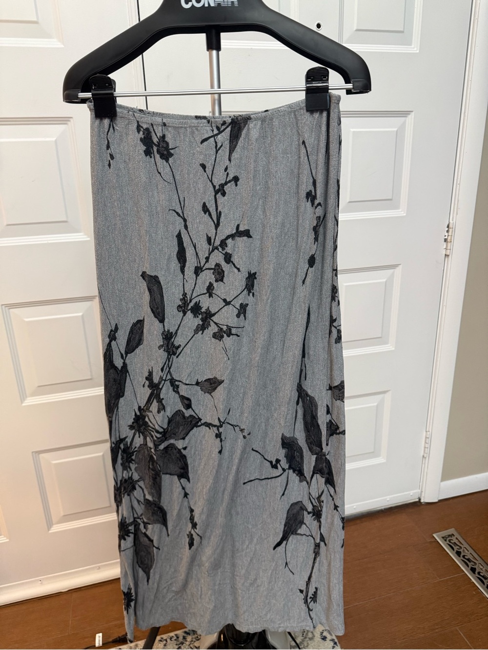 Carole Little Gray Maxi Skirt with Black Floral Motif - Picture 2 of 3
